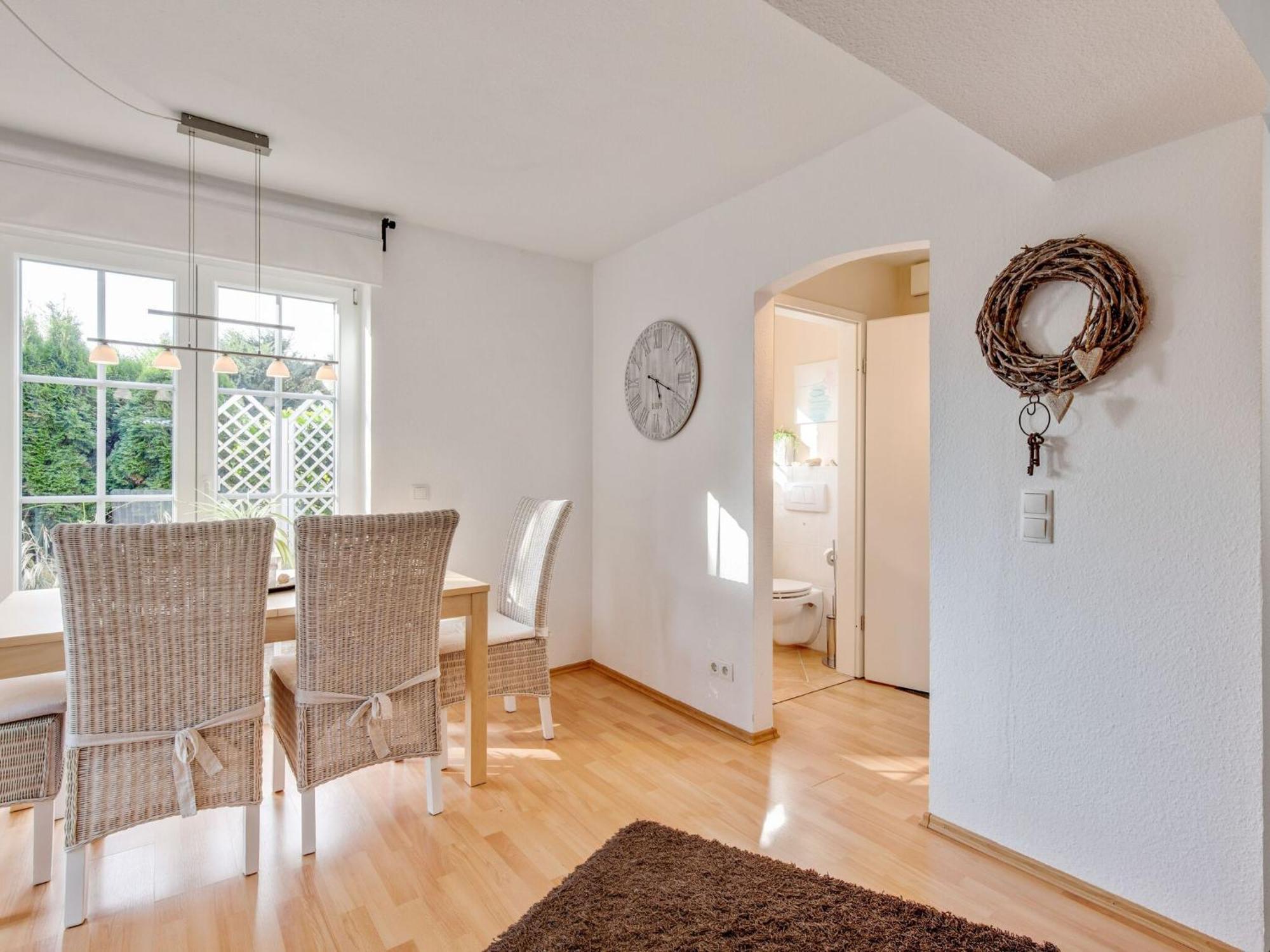 Enticing Holiday Home In Oldenburg With Garden Near Sea Dannau Esterno foto