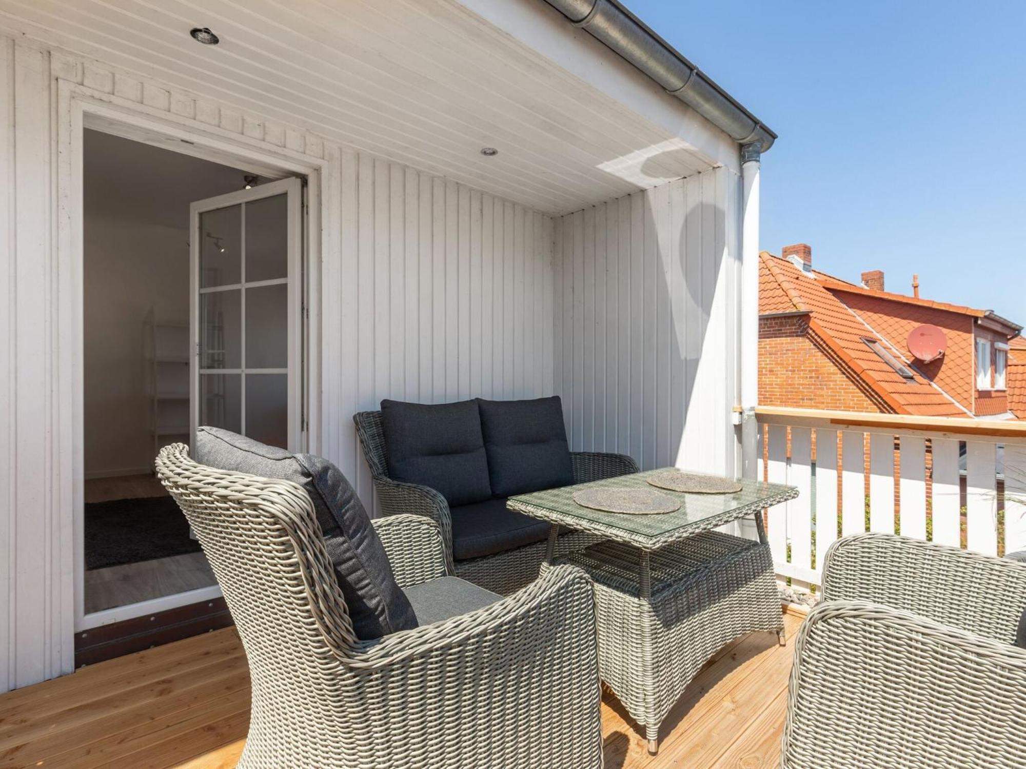 Enticing Holiday Home In Oldenburg With Garden Near Sea Dannau Esterno foto